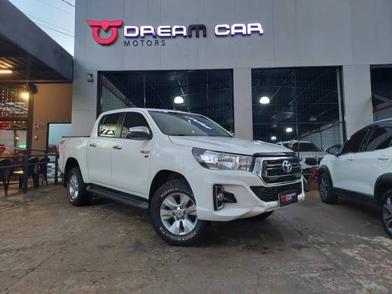 TOYOTA HILUX 2.7 SR 4X2 CD 16V FLEX 4P AUTOMÁTICO TOYOTA HILUX 2.7 SR 4X2 CD 16V FLEX 4P AUTOMÁTICO
